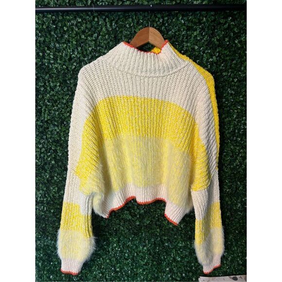 Free People Sunbrite Mock Neck Sweater Cropped Baggy Sz Large - Picture 3 of 7